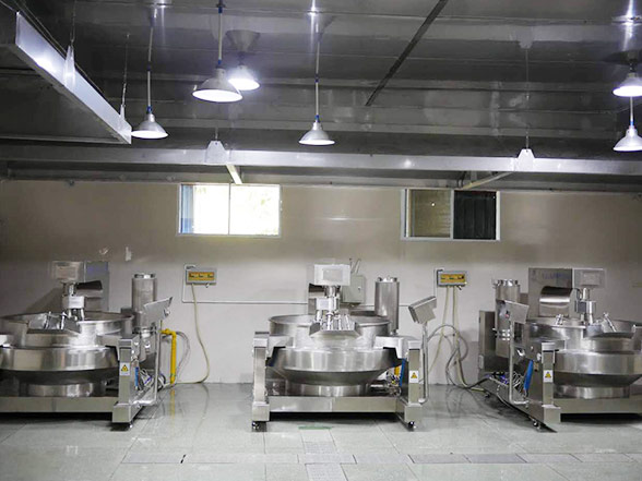 重慶火鍋底料加工廠房實(shí)拍